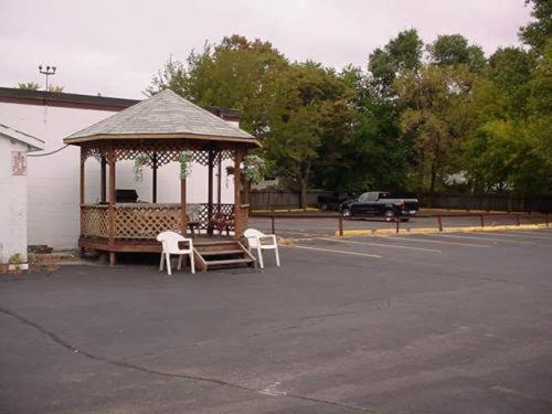 Chipican Motel Sarnia Exteriér fotografie